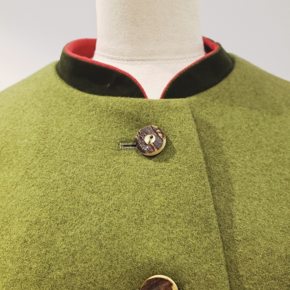 Wool coat - Picture 4 of 7